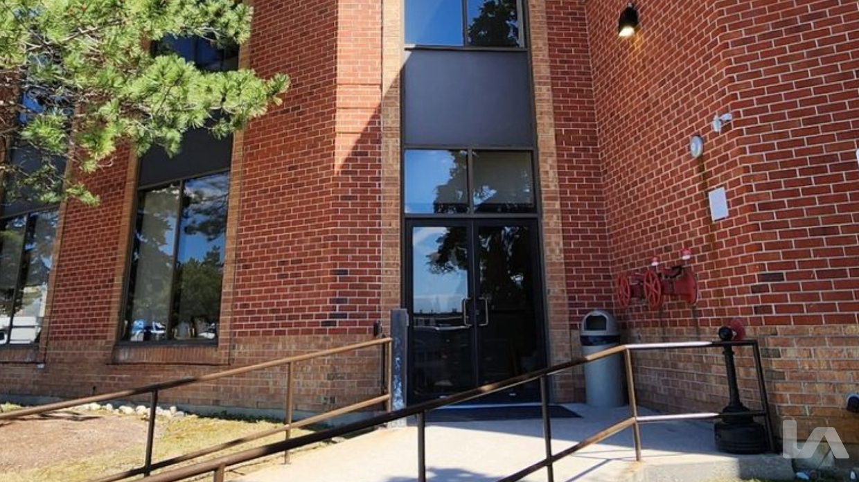Industrial Property for Lease - 5860 Chedworth Way, Mississauga, ON, L5R 0A2 (2)