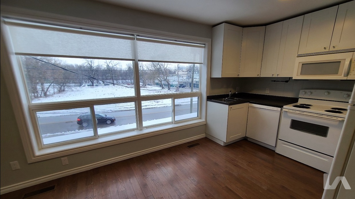 158 Mill Street, Interior Building Photo - undefined Retail Property for Sale - 158 Mill Street, Milton, ON, L9T 1S2 (3)