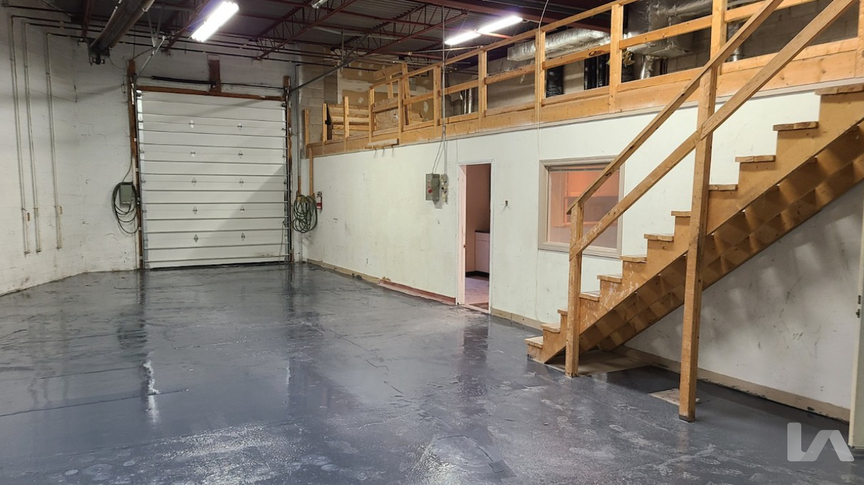 Industrial Property for Lease - 220 Bronte St N - Unit 3, Milton, ON, L9T 2N9 (5)