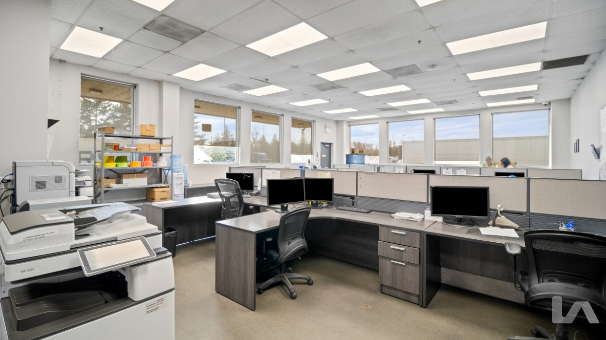 Industrial Property for Lease - 8495 Goreway Drive, Brampton, ON, L6T 5R8 (5)