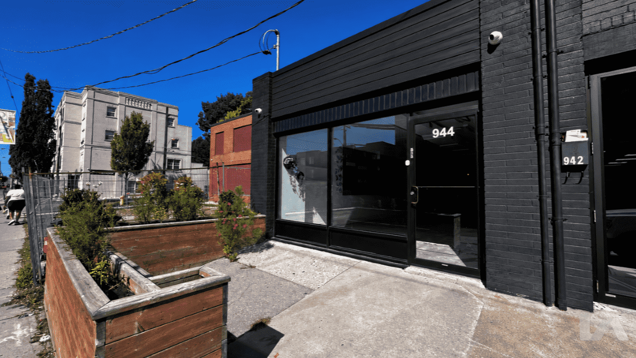 Retail Property for Lease - 944 The Queensway, Toronto, ON, M8Z 1P4 (2)