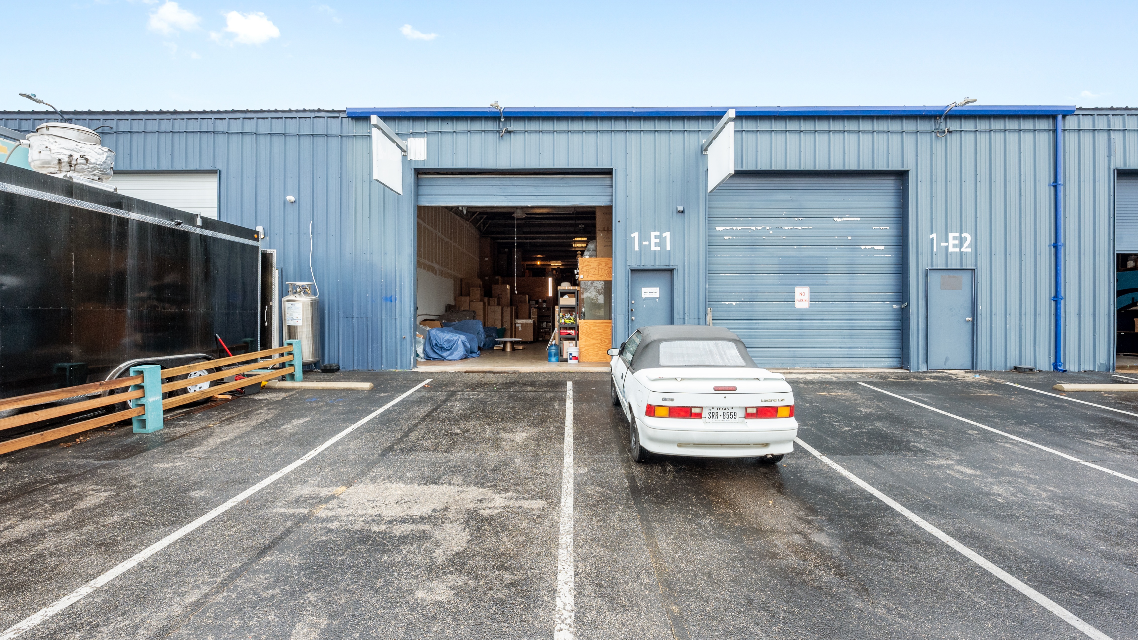 415 E Saint Elmo Rd, Exterior Building Photo - undefined Industrial Property for Lease - 415 E Saint Elmo Rd, Austin, Texas, 78745-1285 (1)