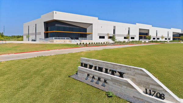 Industrial Property for Lease - 11708 McAngus Rd, Del Valle, Texas, 78617 (3)