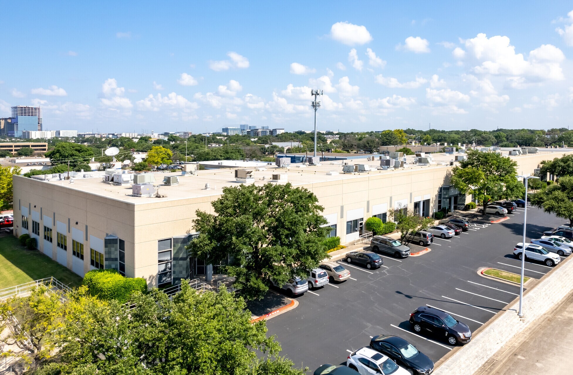 , image/jpeg - 1905A-Kramer-Ln-Austin-TX-Building-Photo-3-LargeHighDefinition.jpg Industrial Property for Lease - 1905A Kramer Ln, Austin, Texas, 78758-4014 (4)