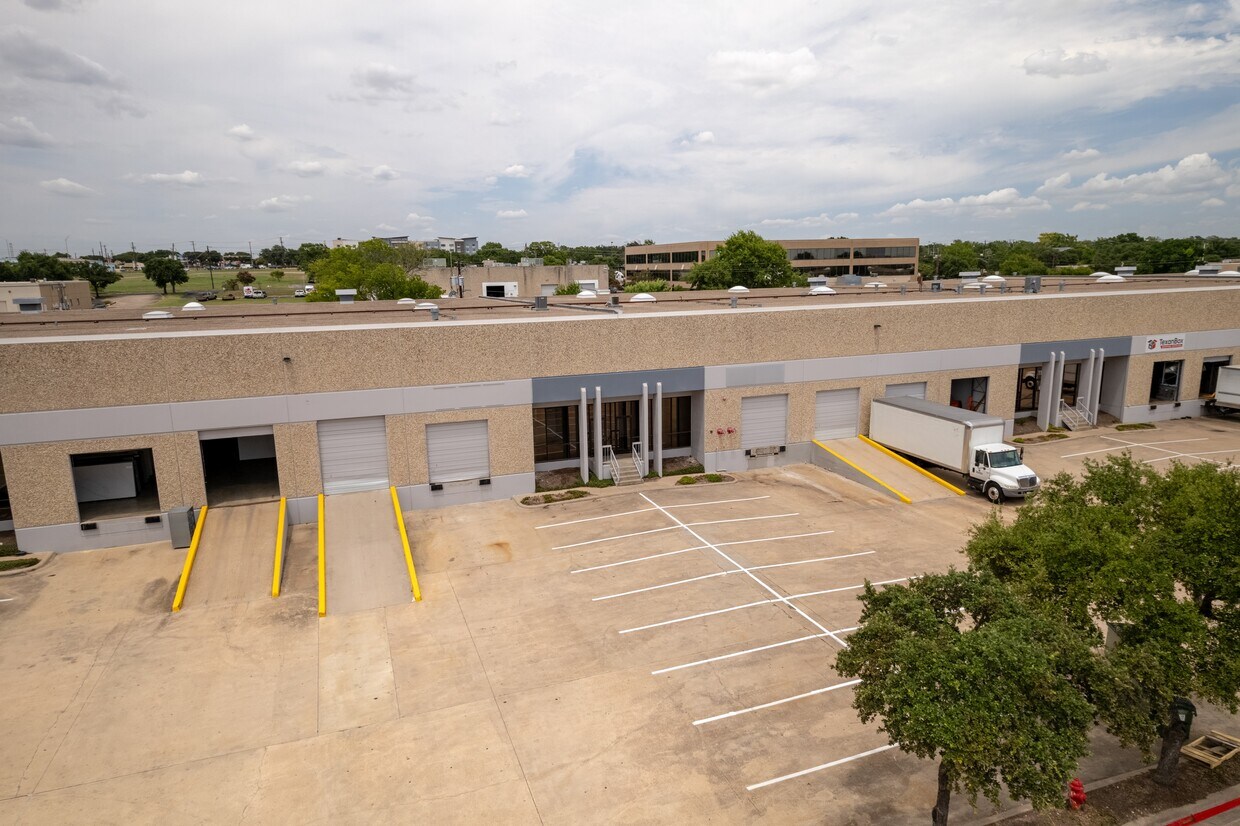 Industrial Property for Lease - 2200 Denton Dr, Austin, Texas, 78758-4529 (3)