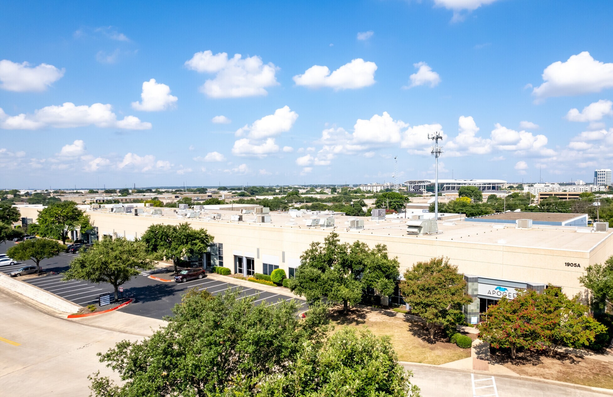 , image/jpeg - 1905A-Kramer-Ln-Austin-TX-Building-Photo-5-LargeHighDefinition.jpg Industrial Property for Lease - 1905A Kramer Ln, Austin, Texas, 78758-4014 (6)