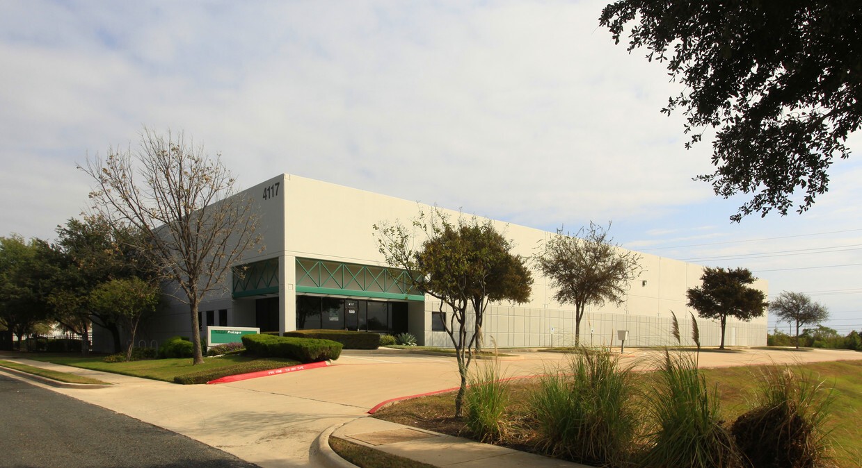 , image/jpeg - , image_jpeg - 4117.jpg Industrial Property for Lease - 4209 S Industrial Dr, Austin, Texas, 78744 (5)