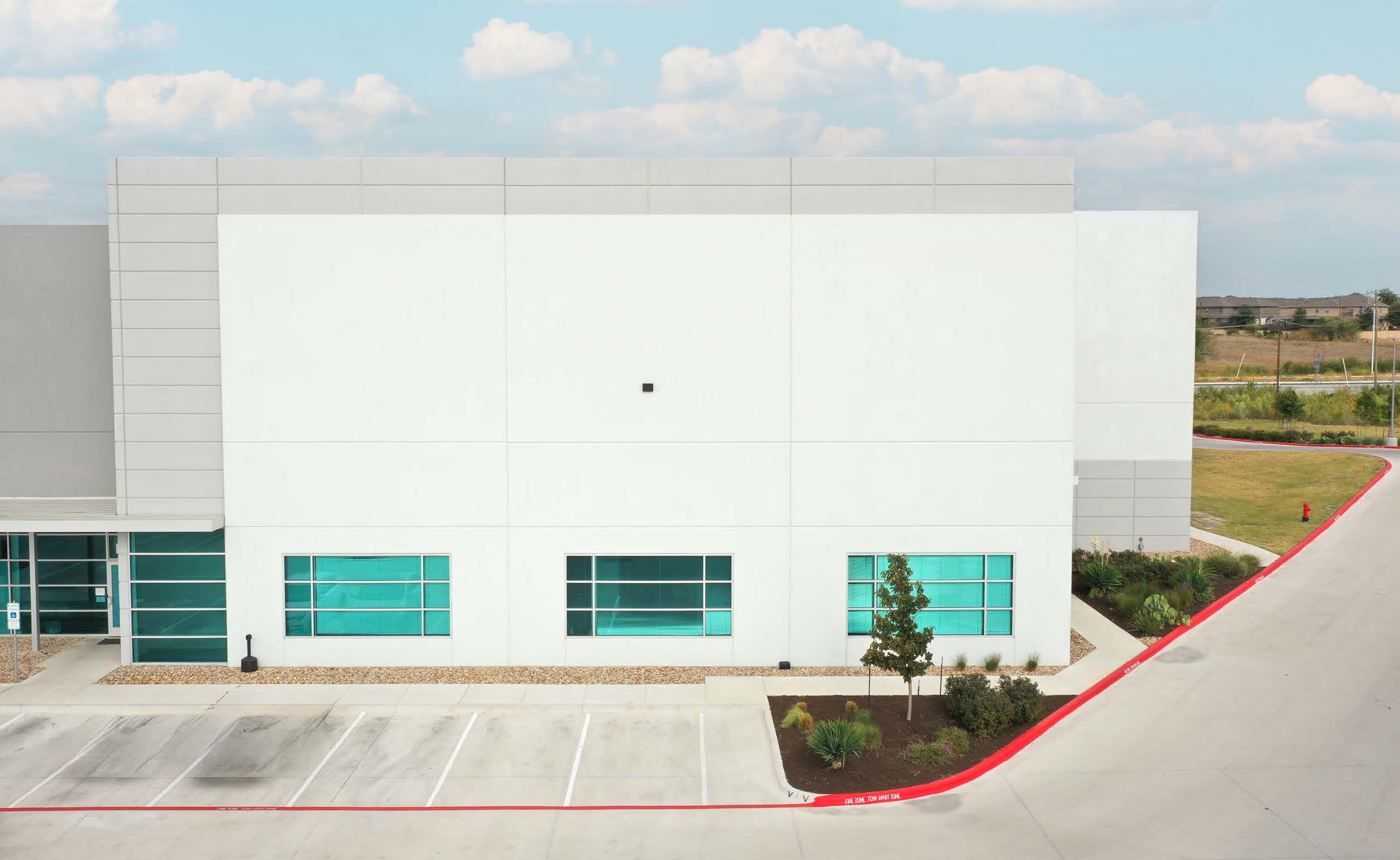Industrial Property for Lease - 2700 Louis Henna Blvd, Round Rock, Texas, 78664 (3)