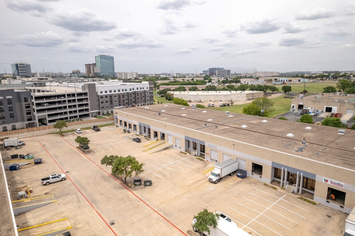 , image/jpeg - photo2.jpg Industrial Property for Lease - 2120 Denton Dr, Austin, Texas, 78758-4534 (2)