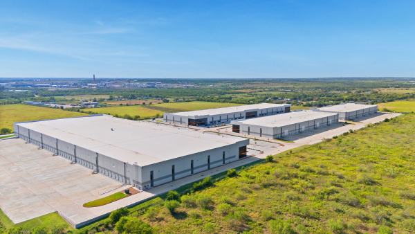 Industrial Property for Lease - 11708 McAngus Rd, Del Valle, Texas, 78617 (4)