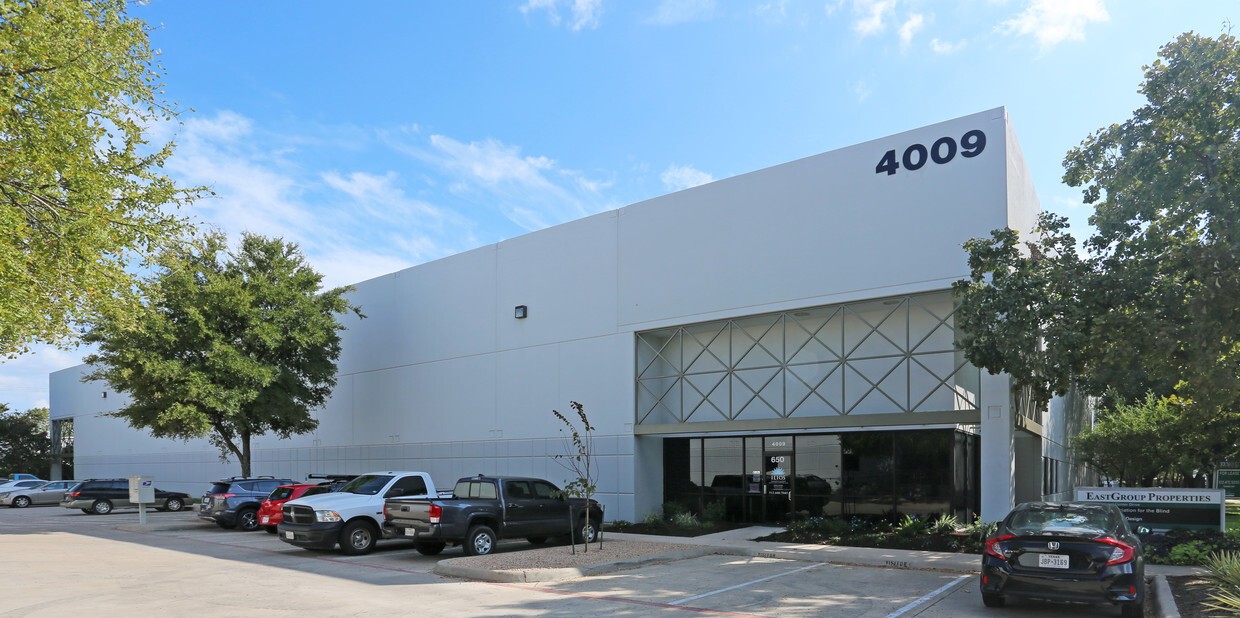 , image/jpeg - , image_jpeg - 4009.jpg Industrial Property for Lease - 4209 S Industrial Dr, Austin, Texas, 78744 (4)