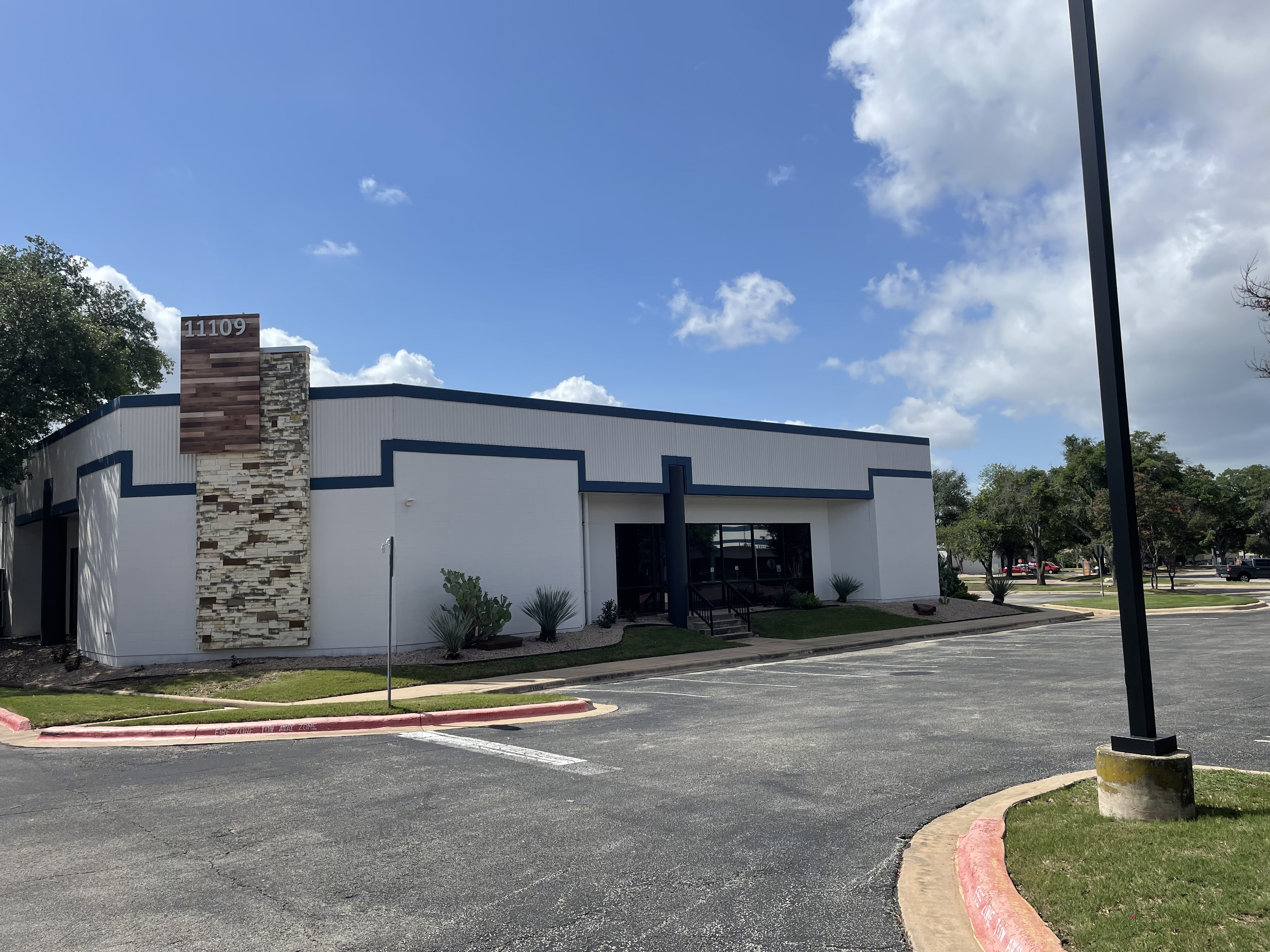 , image/jpeg - Braker G.jpg Flex Property for Lease - 11109 Metric Blvd, Austin, Texas, 78758-4019 (2)