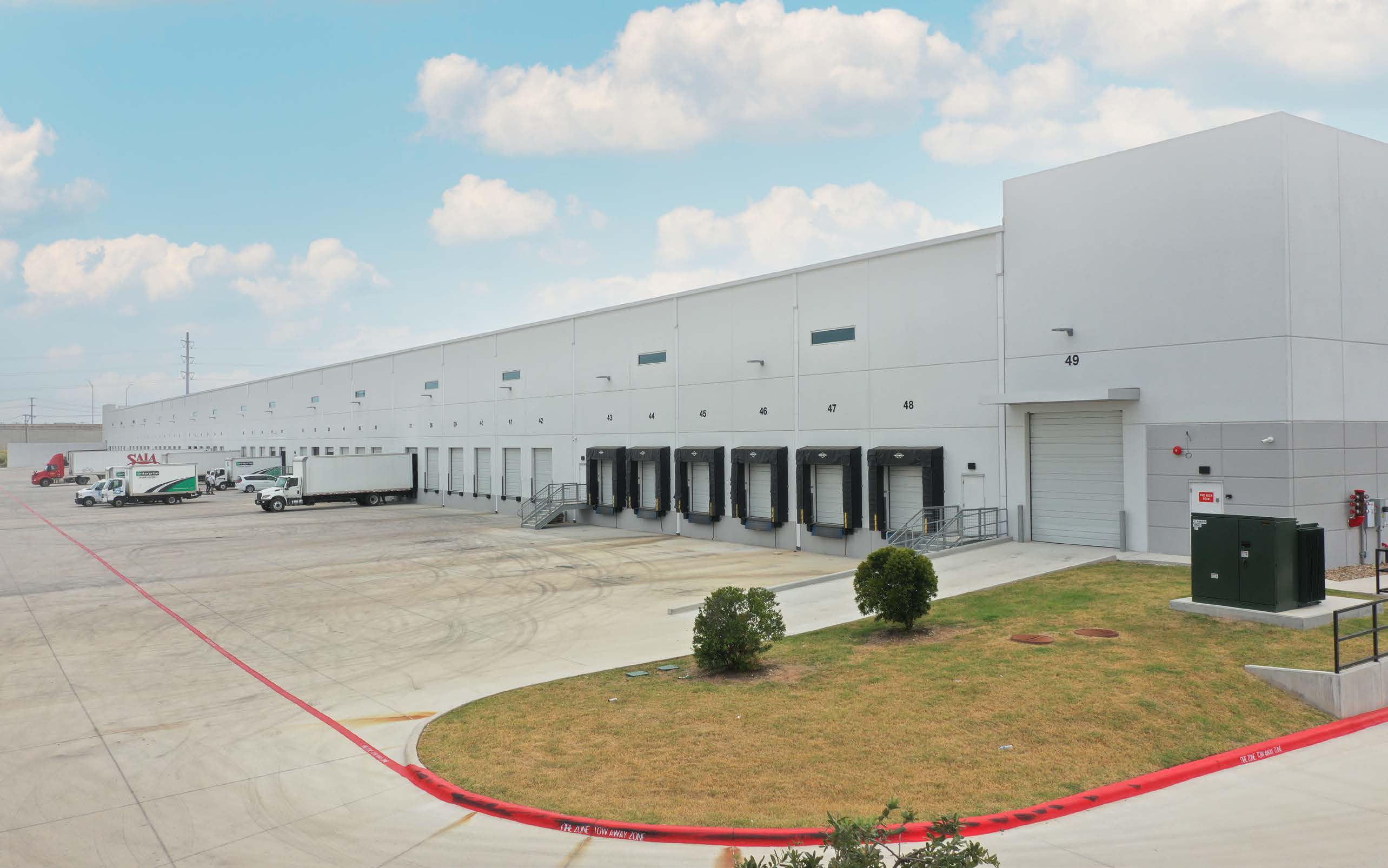 Industrial Property for Lease - 2700 Louis Henna Blvd, Round Rock, Texas, 78664 (4)