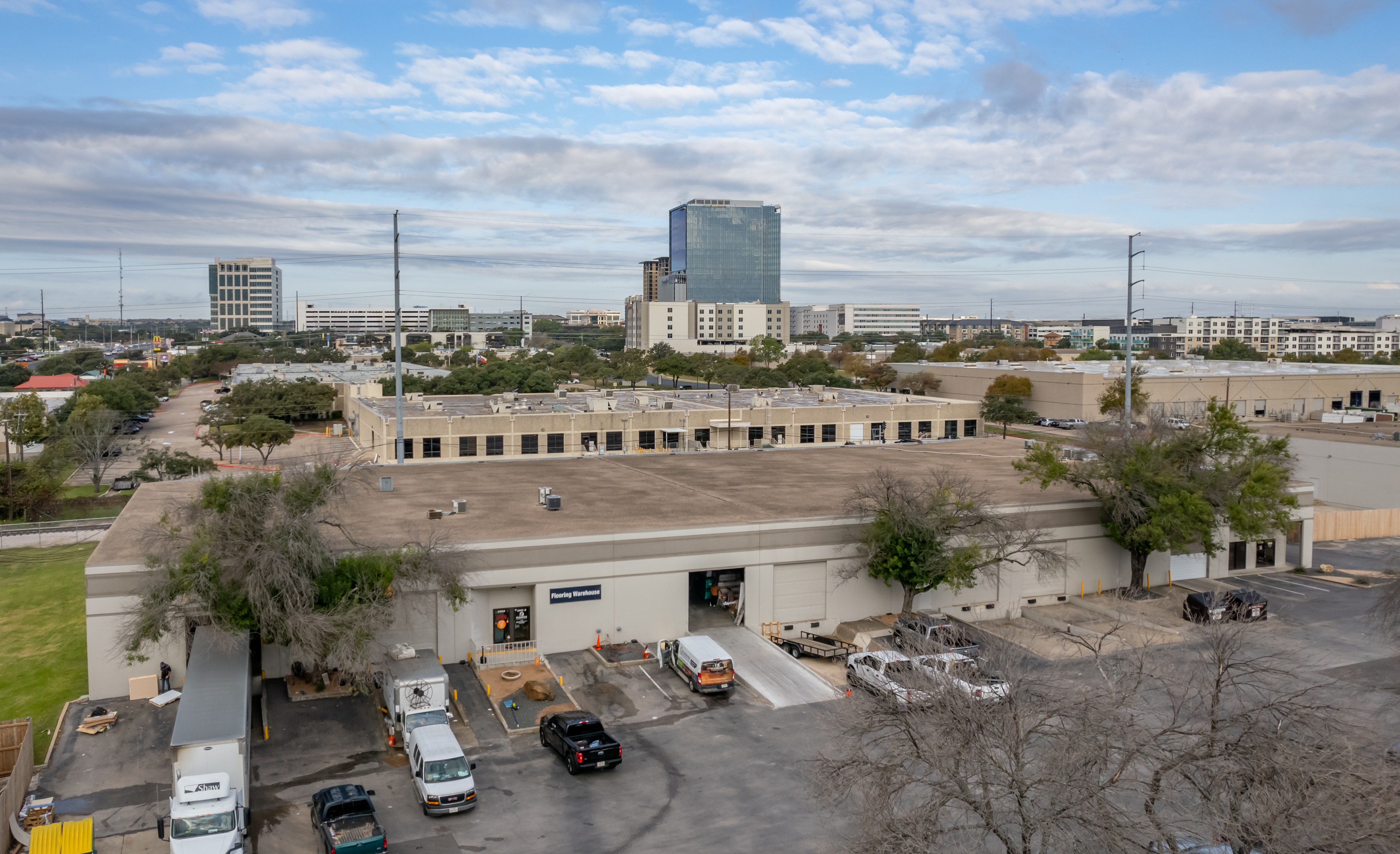 , image/jpeg - BuildingPhoto (1).jpg Industrial Property for Lease - 2400 W Braker Ln, Austin, Texas, 78758-4561 (3)