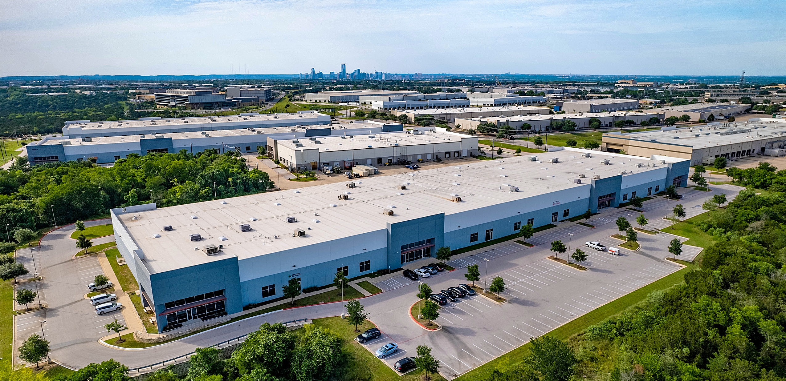 , image/jpeg - 6231-E-Stassney-Ln-Austin-TX-Primary-Photo-1-LargeHighDefinition.jpg Industrial Property for Lease - 6231 E Stassney Ln, Austin, Texas, 78744-3075 (2)
