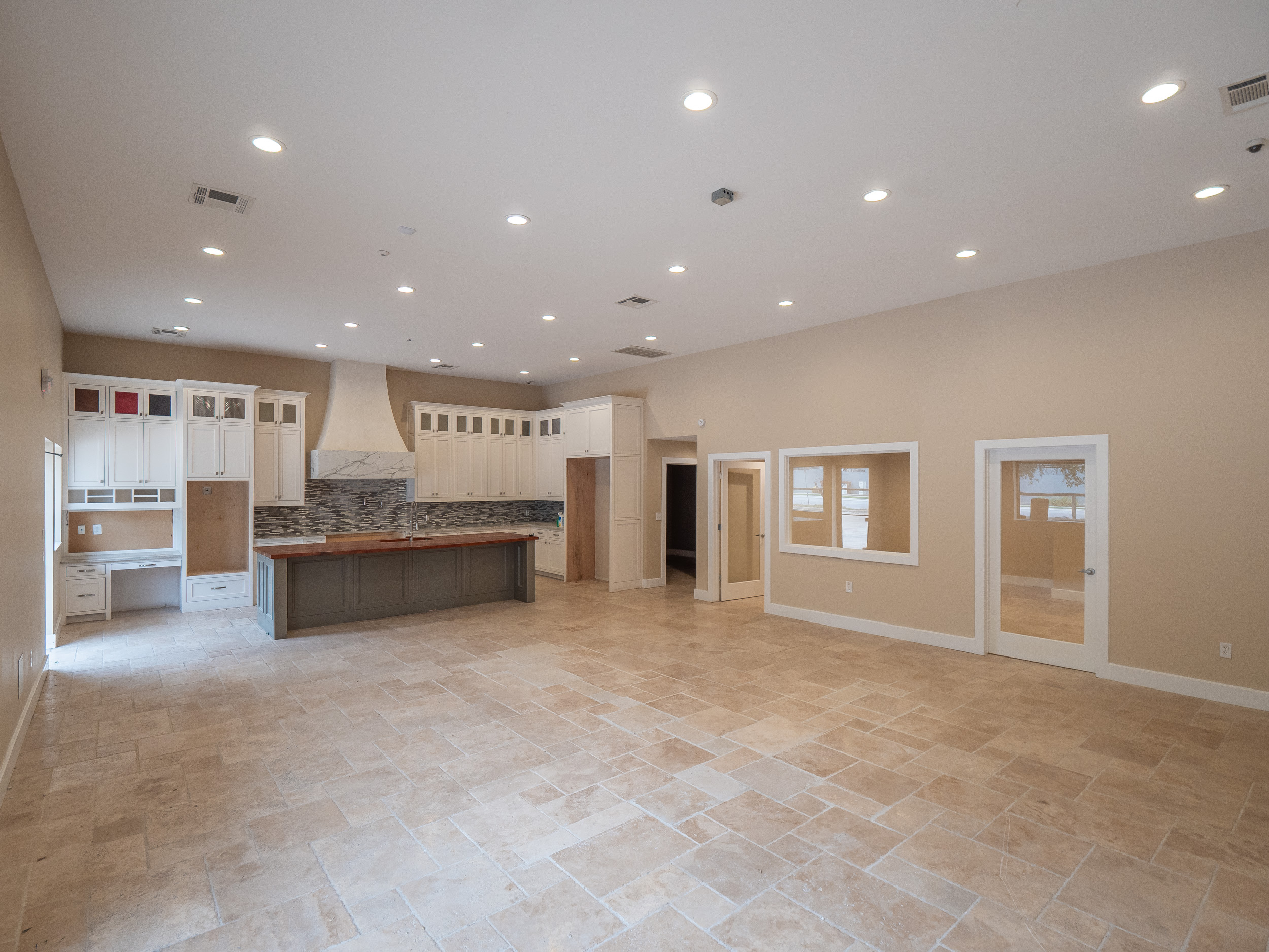 Industrial Property for Lease - 115 E Saint Elmo Rd, Austin, Texas, 78745 (4)