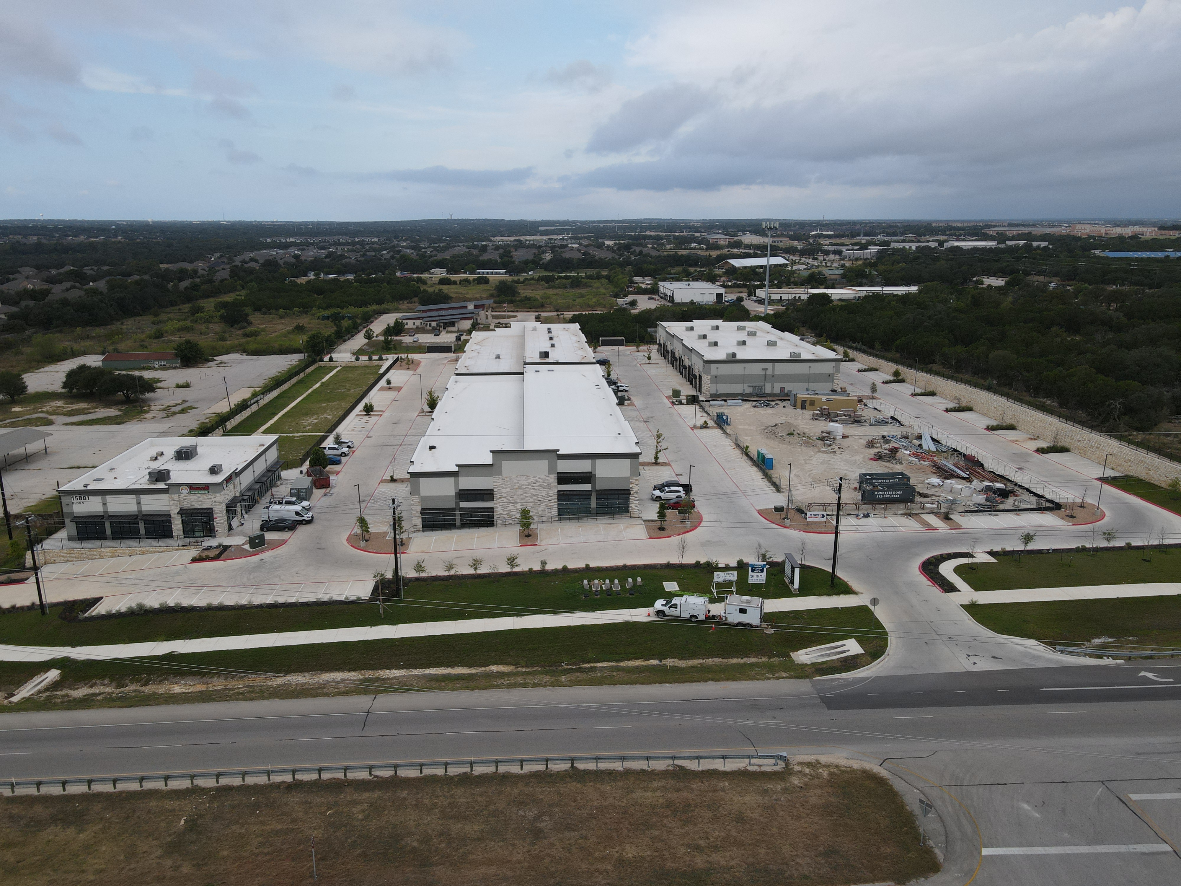 , image/jpeg - 15901-Ronald-Reagan-Blvd-Leander-TX-Primary-Photo-1-Large.jpg Flex Property for Lease or Sale - 15901 Ronald Reagan Blvd, BLDG 4, Leander, Texas, 78641 (4)