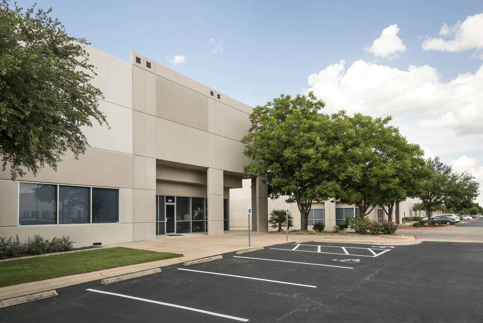 Industrial Property for Lease - 5810 Trade Center Dr, Austin, Texas, 78744-1368 (4)