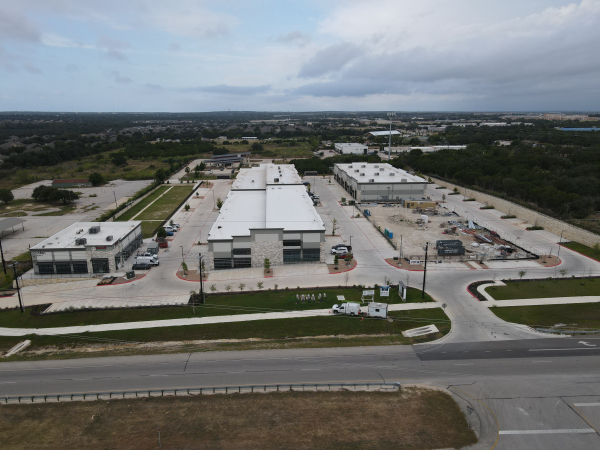 , image/jpeg - 15901-Ronald-Reagan-Blvd-Leander-TX-Primary-Photo-1-Large.jpg Flex Property for Lease or Sale - 15901 Ronald Reagan Blvd, BLDG 4, Leander, Texas, 78641 (5)