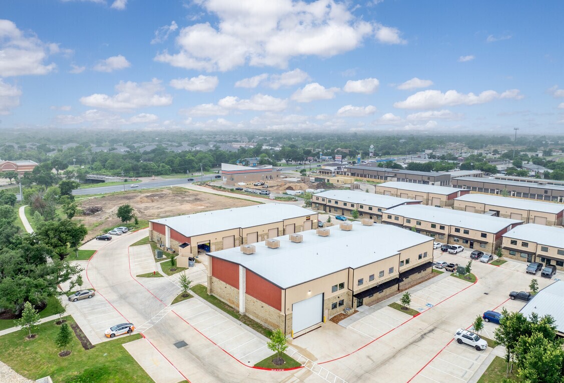 Industrial Building for Sale - 720 S Bell Blvd, Cedar Park, TX, 78613-2891