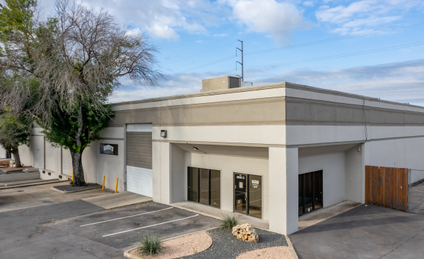 Industrial Space for Lease - 2400 W Braker Ln, Austin, TX, 78758-4561