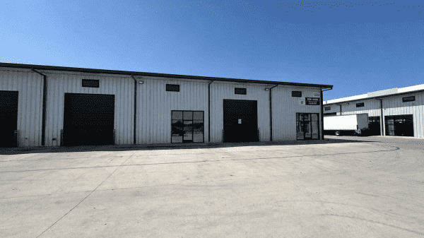 Industrial Space for Lease - 13055 Harmon Rd, Fort Worth, TX, 76177