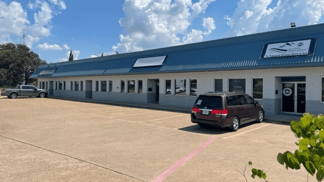 Industrial Property for Lease - 2801-2807 W Euless Blvd, Euless, Texas, 76040 (1)