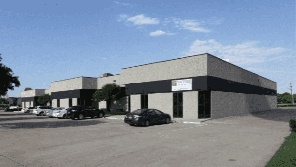 Industrial Space for Lease - 15107 Surveyor Blvd, Addison, TX, 75001