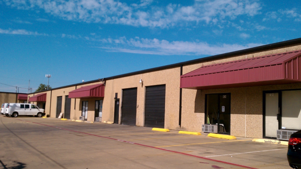 Industrial Space for Lease - 1006 Harrison Ave, Arlington, TX, 76011, Suite 410/412