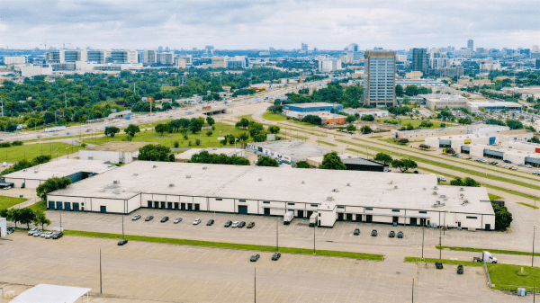 Industrial Property for Lease or Sale - 3191 Commonwealth Dr, Dallas, TX, 75247