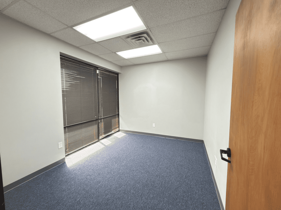 Industrial Property for Lease - 2433 Lacy Lane, Carrollton, Texas, 75006 (5)