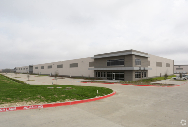 Industrial Space for Lease - 3900 N Dallas Ave, Lancaster, TX, 75134