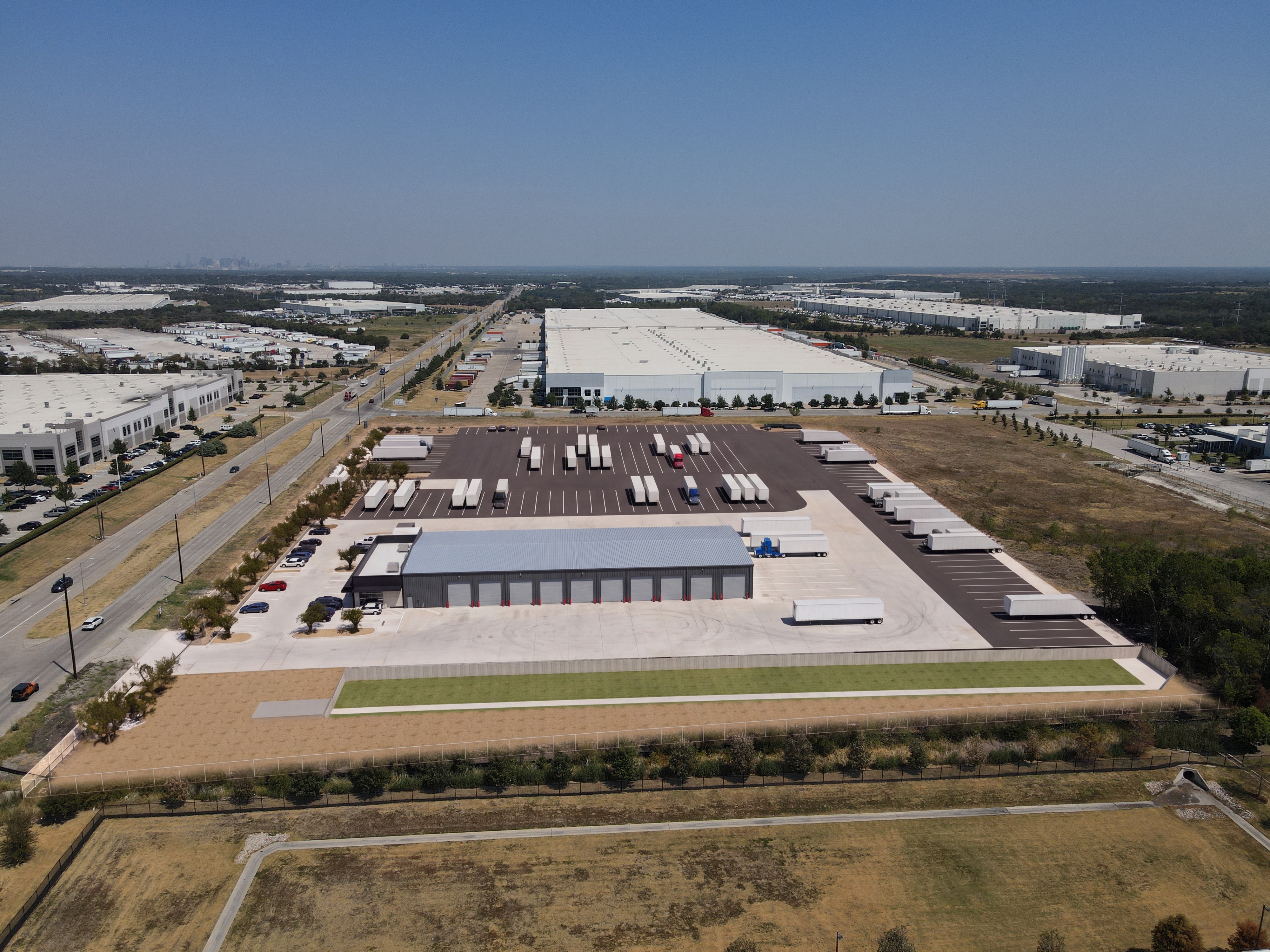 Industrial Property for Lease or Sale - 9900 Bonnie View Rd, Dallas, Texas, 75241 (10)
