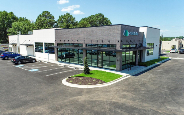 Office Building for Sale - 699 Creekview Dr, Columbus, IN, 47201