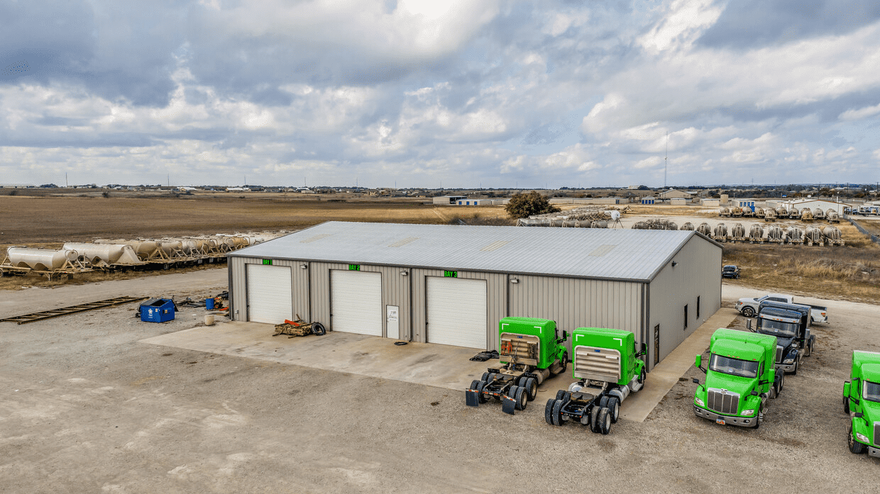 5901 Fm Rd 920, Exterior Building Photo - undefined Industrial Property for Sale - 5901 Fm Rd 920, Weatherford Northwest, Texas, 76088 (1)