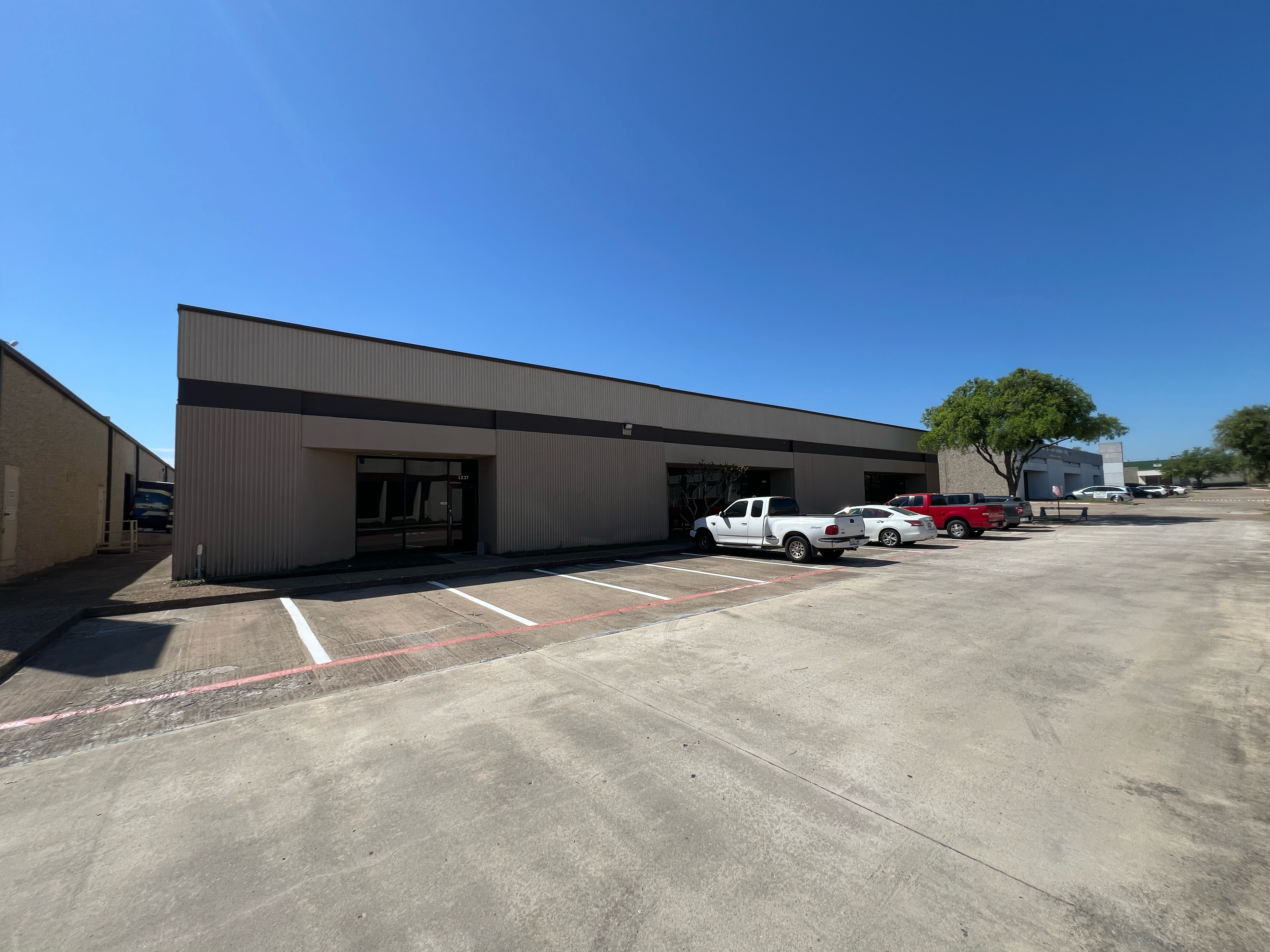 Flex Property for Sale - 1207-1241 N Glenville Dr, Richardson, Texas, 75081 (11)