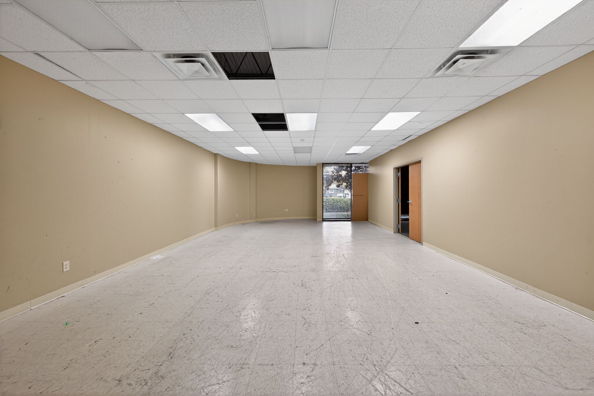 Flex Property for Lease or Sale - 9250 Amberton Pkwy, Dallas, Texas, 75243 (7)