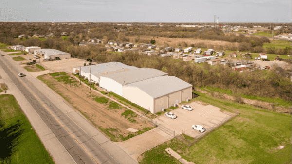 Industrial Property for Lease or Sale - 1212 S Clay St, Ennis, TX, 75119