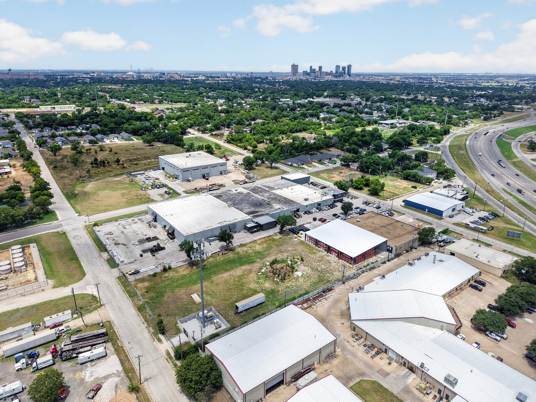 Industrial Property for Lease or Sale - 2100 E Richmond Ave, Fort Worth, Texas, 76104 (2)