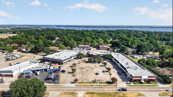 Retail Space for Lease - 359 Lake Park Rd, Lewisville, TX, 75057, Suite 129A