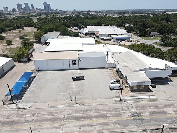 Industrial Property for Lease or Sale - 404 Riverside Dr, Fort Worth, TX, 76111