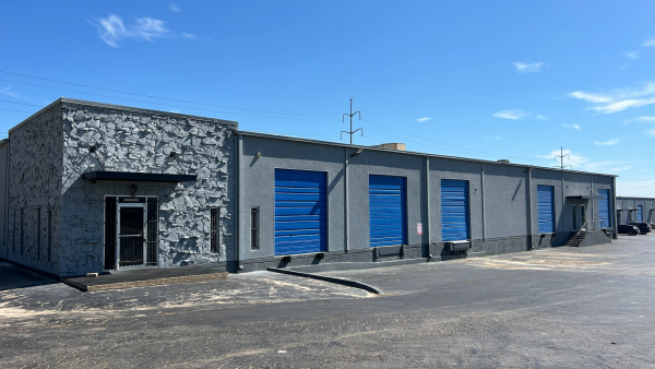Industrial Space for Lease - 5521 E Rosedale St, Fort Worth, TX, 76112, Suite 5521