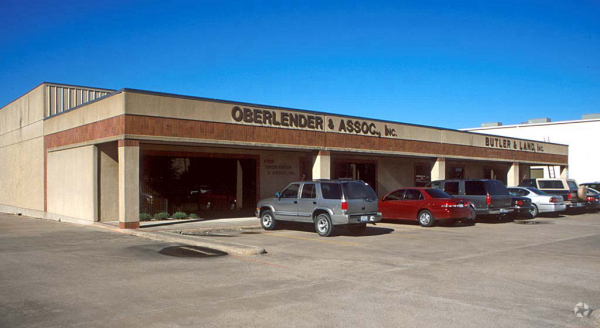 Industrial Space for Lease - 10823 Sanden Dr, Dallas, TX, 75238