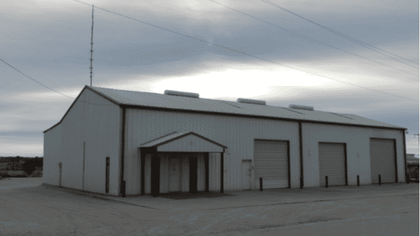 Industrial Building for Sale - 707 S Wickham St, Alvord, TX, 76225