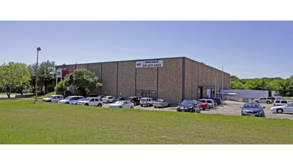 Industrial Building for Sale - 3900 Benbrook Blvd, Fort Worth, TX, 76116