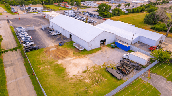 Industrial Building for Sale - 1903 W Division St, Arlington, TX, 76013