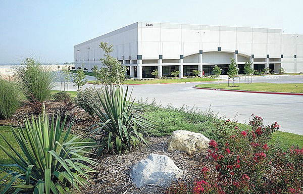 Industrial Space for Lease - 3631 W Davis St, Dallas, TX, 75211-3145, Suite D