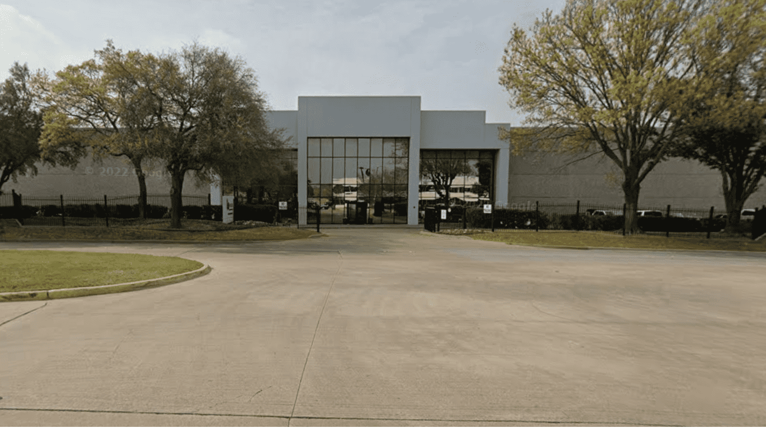 Industrial Property for Lease - 2900 Meacham Blvd, Fort Worth, Texas, 76137 (1)