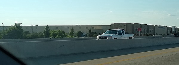 Industrial Property for Lease - 2119 N Interstate 35 E, DeSoto, Texas, 75115 (2)