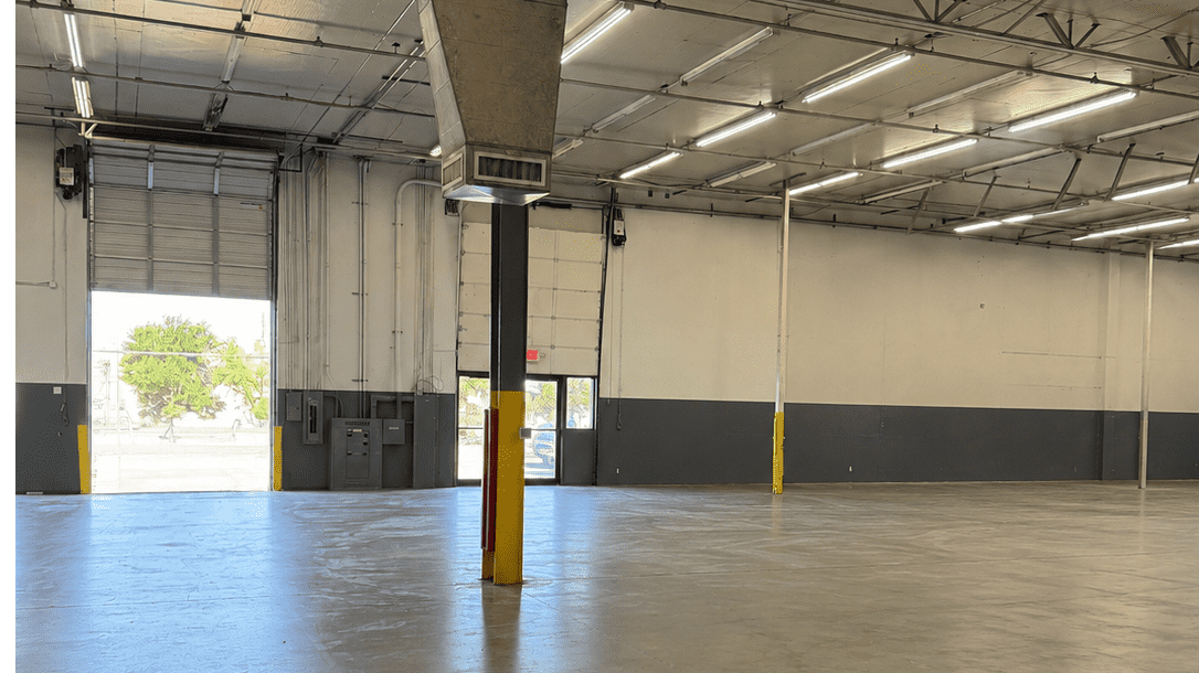 Industrial Property for Lease - 2210 Hutton Drive, Carrollton, Texas, 75006 (2)